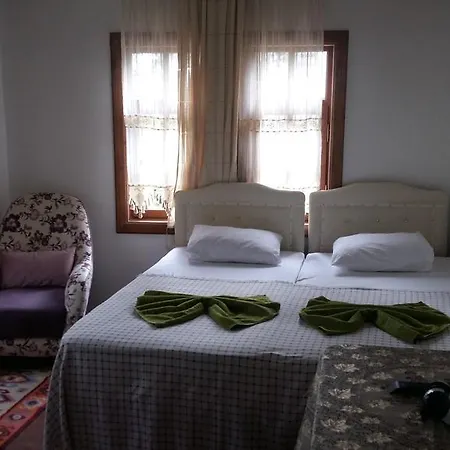 White House Hotel